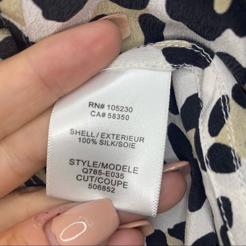 Equipment Signature Silk Button Down Shirt - Picture 12 of 13